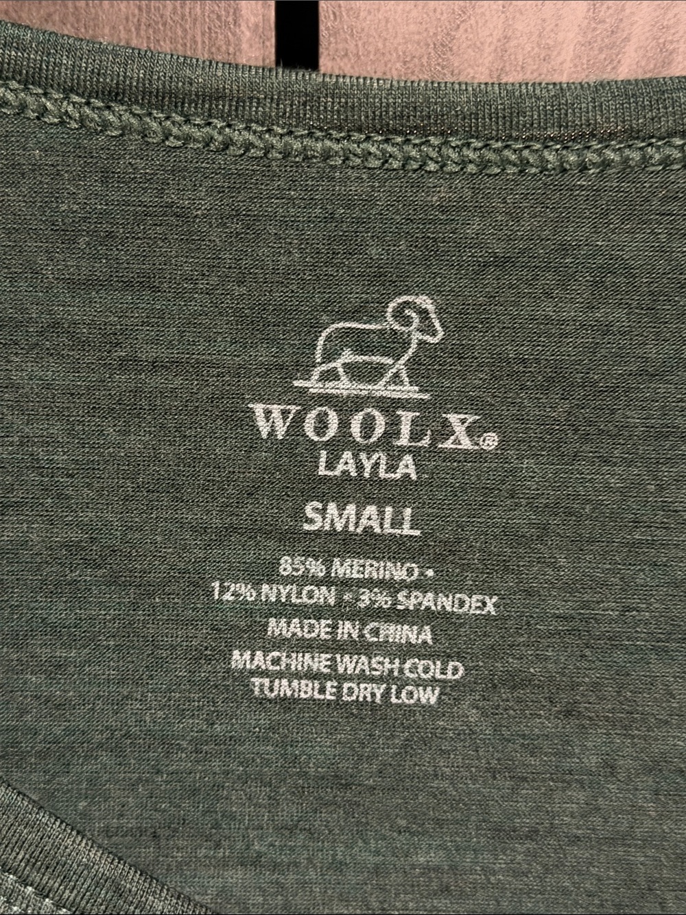 NWOT Woolx Layla long sleeve V neck top - Picture 2 of 3